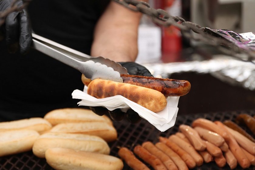 Hot Dogs & Sausages
fast food near me